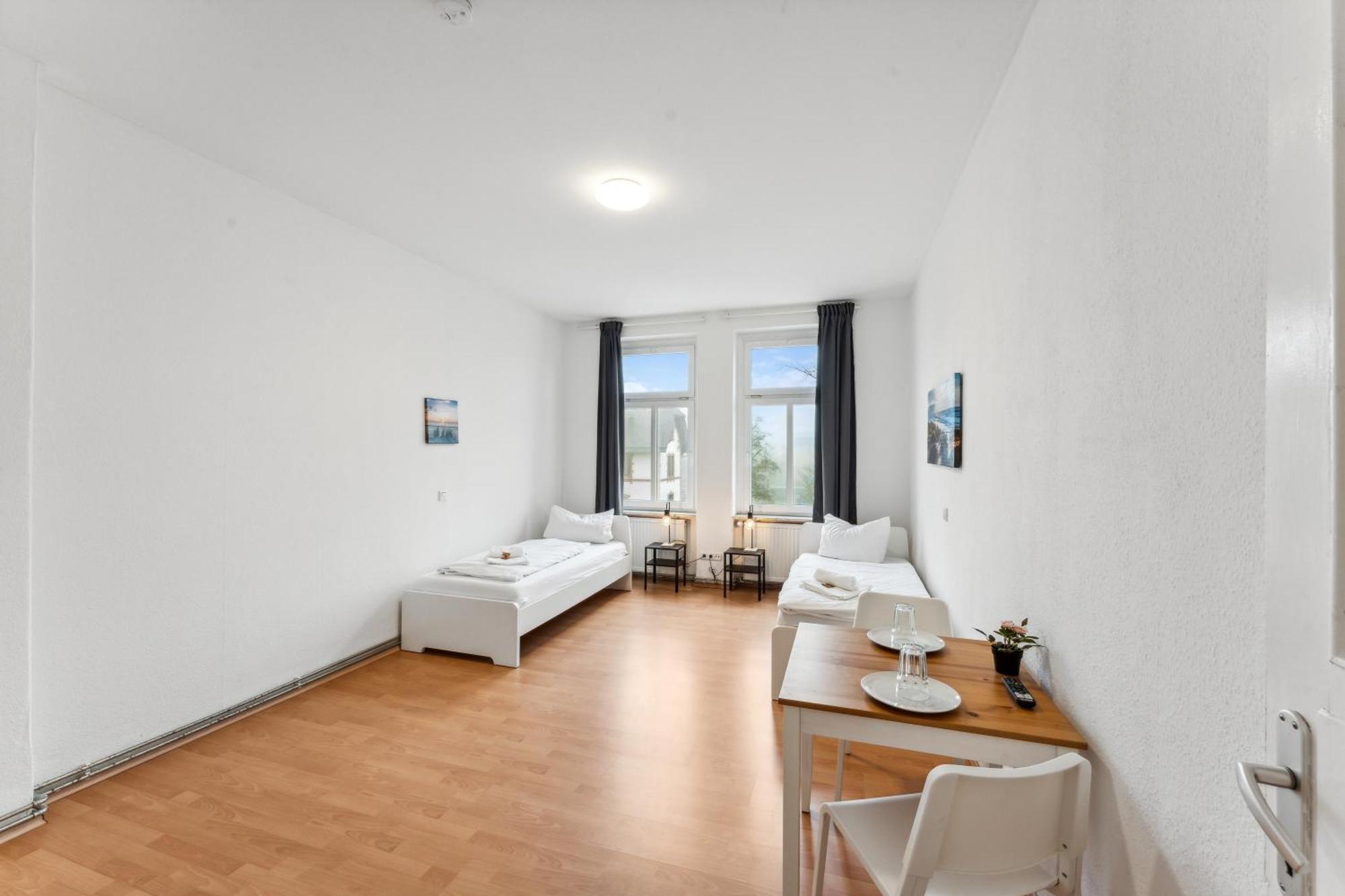 Apartments Fuer Teams Halle Zentrum Wifi, Smart Tv, Parking New Exterior photo